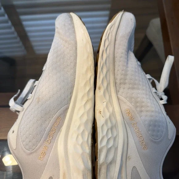 New Balance Fresh Foam Arishi White Womens Size 10.5 - Picture 6 of 7